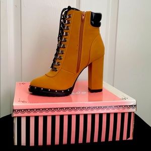 Wheat 8.5 women heeled boots